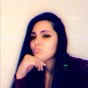 Meet your Posher, Marissa